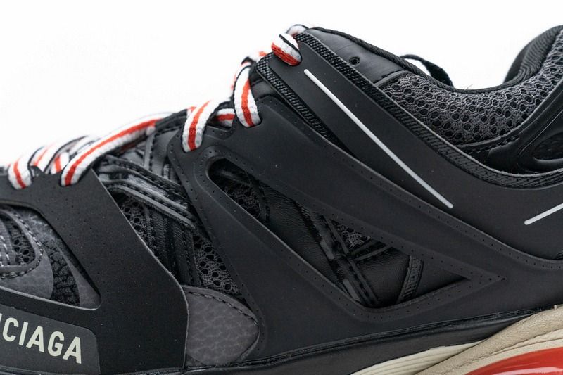 Track Tess S.Black Red