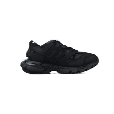 Track Full Black