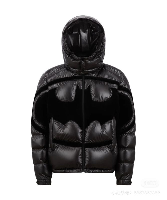MONC*LER Solander Batman Down Jacket
