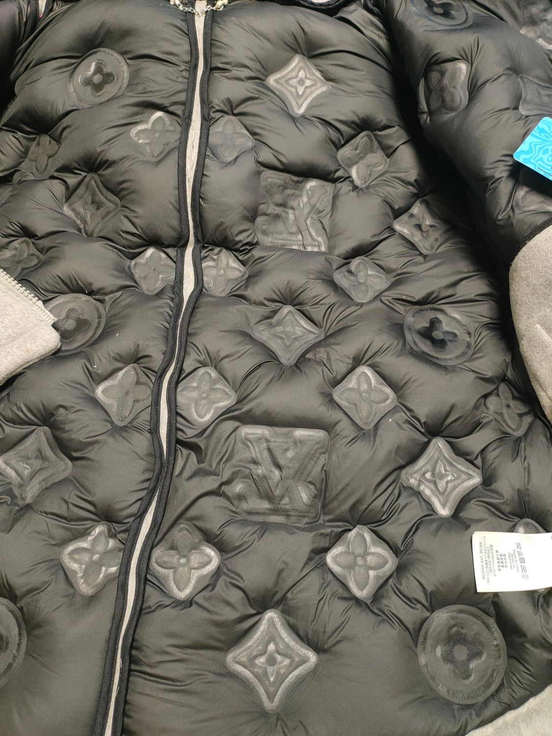 LV Jacket gray Cashmere Monogram Puffer