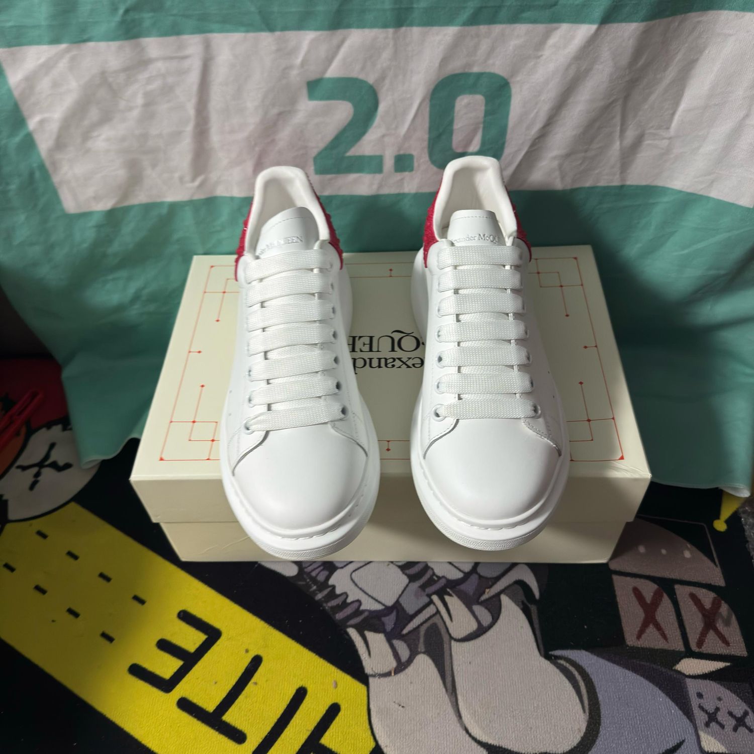 AMQ Sneaker White &amp; Pink Galaxy Glitter