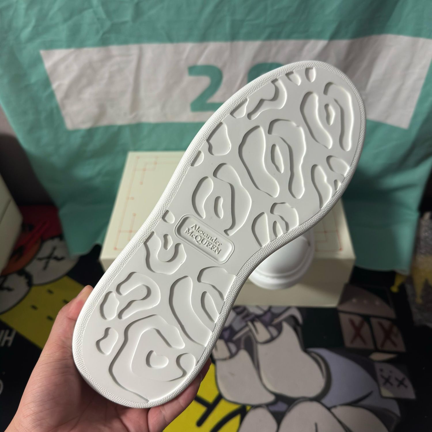 AMQ Sneaker White &amp; Pink Galaxy Glitter