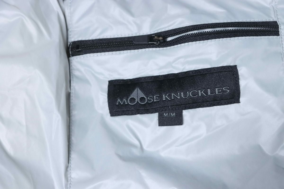 Moose knuckles Zippered down Gilet
