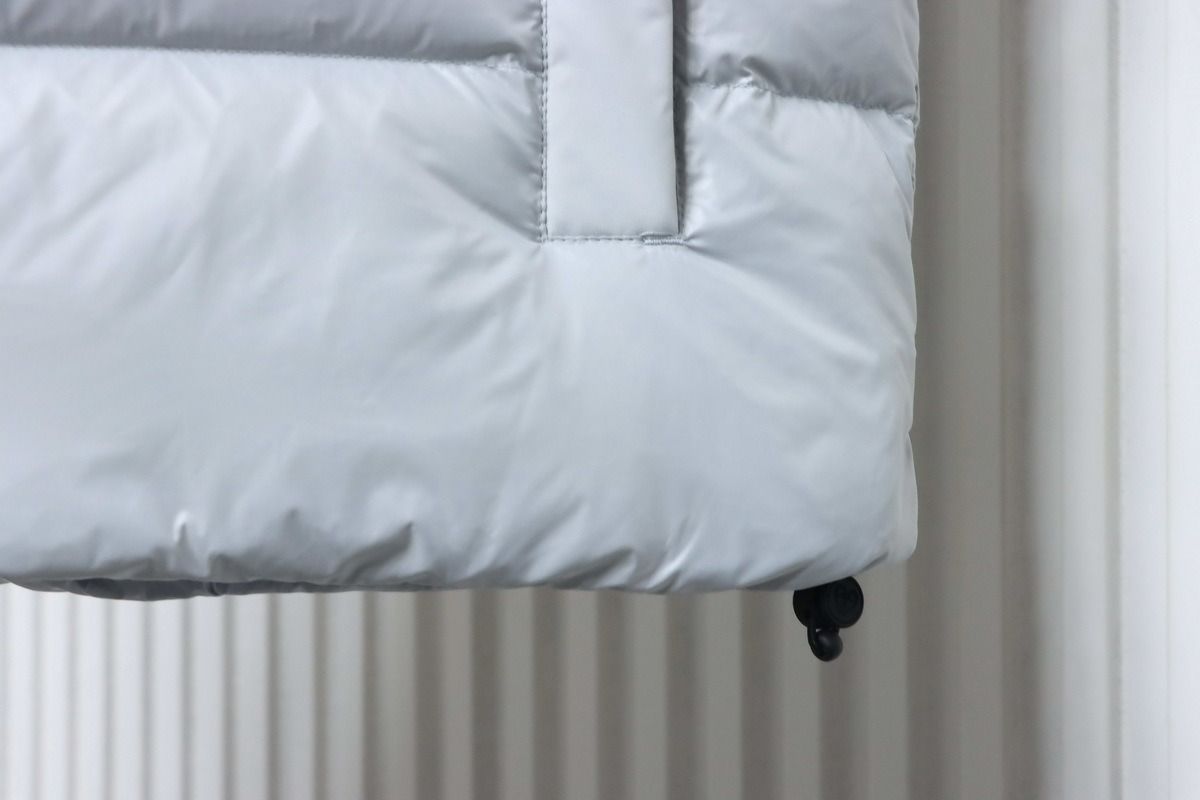 Moose knuckles Zippered down Gilet