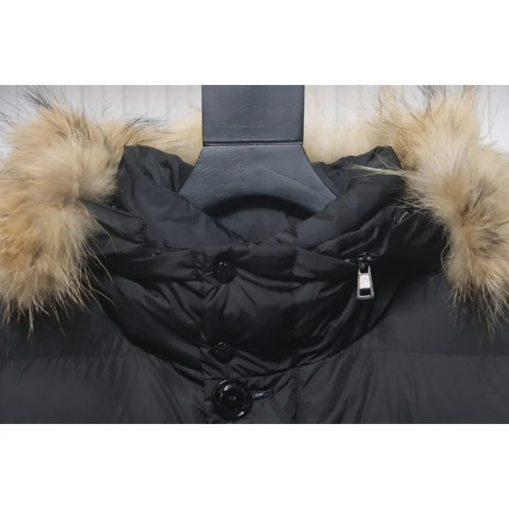 MONC*LER with fur collar and buttons black Down Jacket
