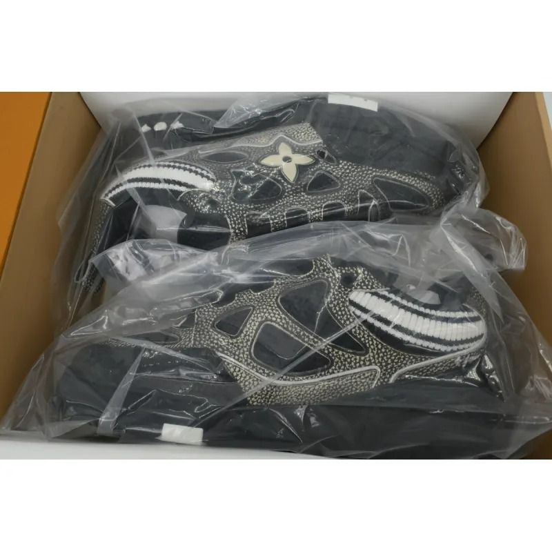 Skate Sneaker New Black Woolen Fabric New Black