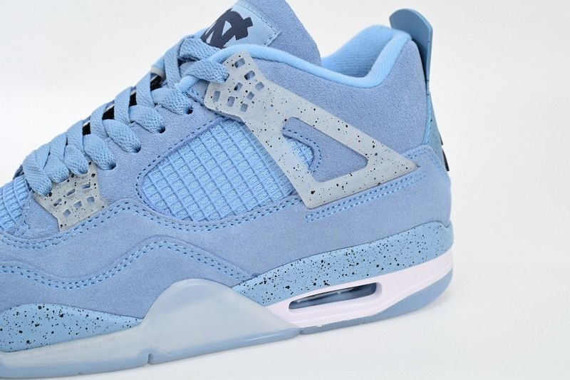 J 4 Retro UNC PE