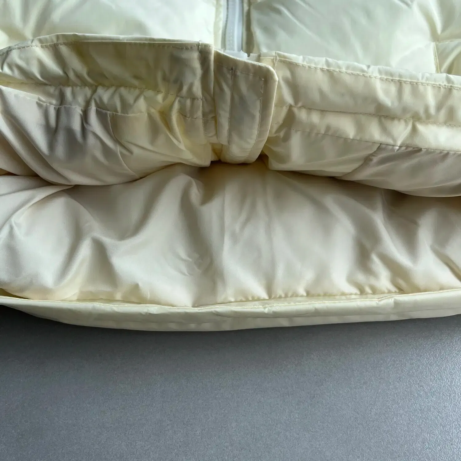 Piumino TS Irongate da donna con cappuccio staccabile -Crema