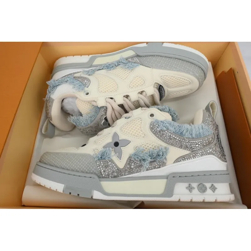 Skate Sneaker Horse Hair Gray White Diamond