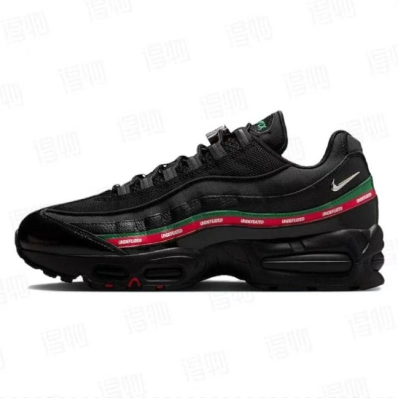 Air Max 95 x Undefeated Black