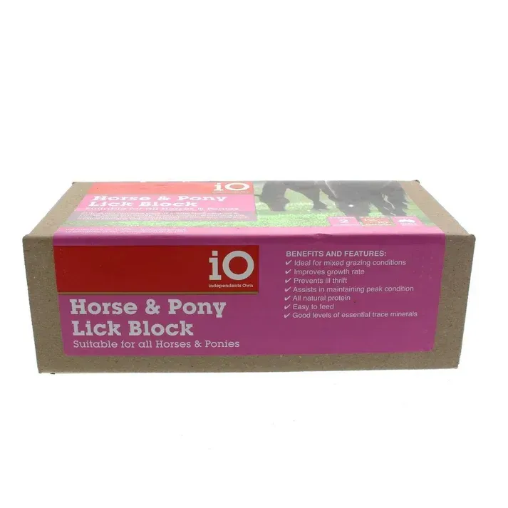 iO Horse and Pony Block   -  2 kg