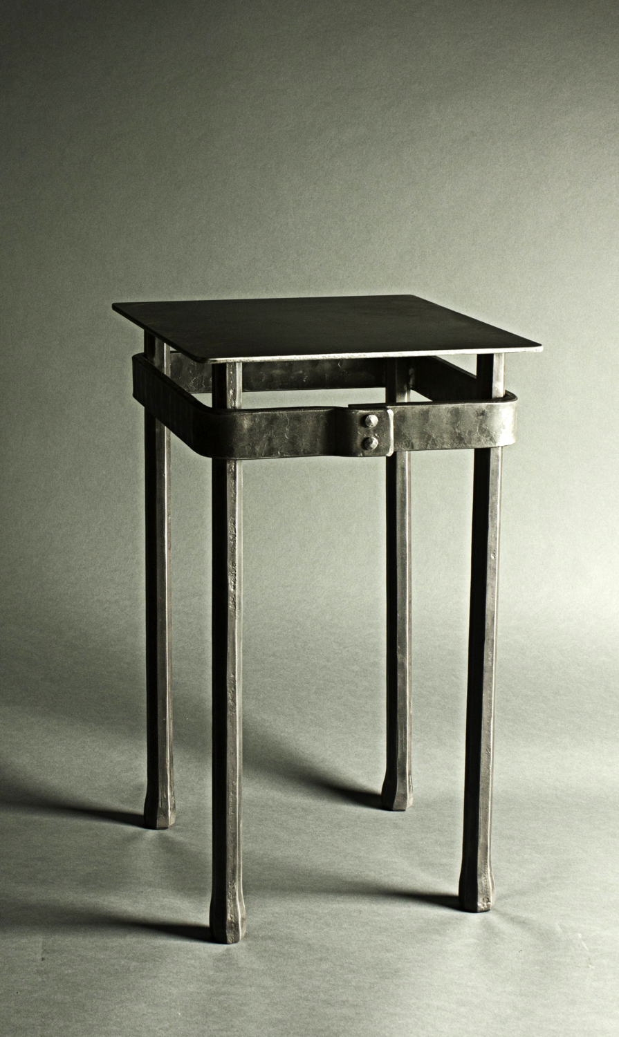 Pedestal Table