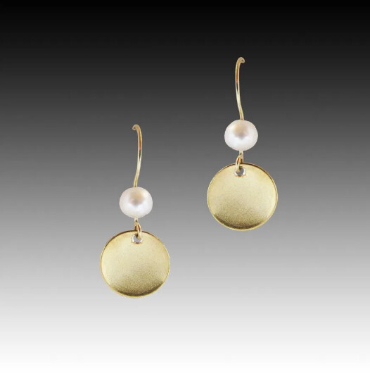 Luna Pearl Earrings