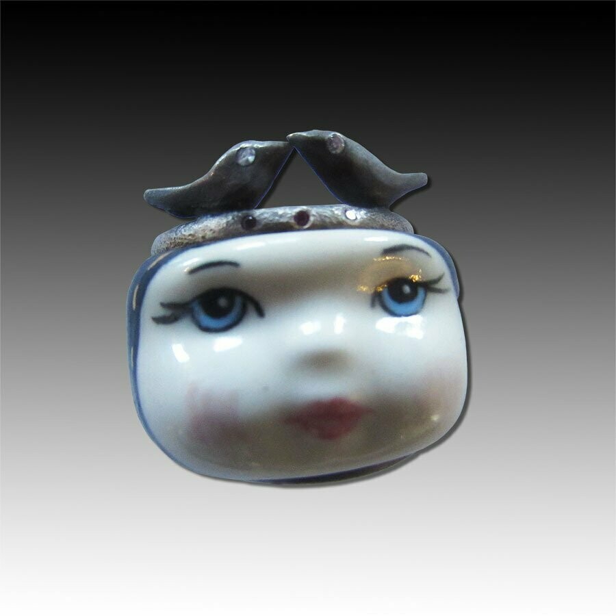 Two Birds Kissing Kewpie Doll Ring