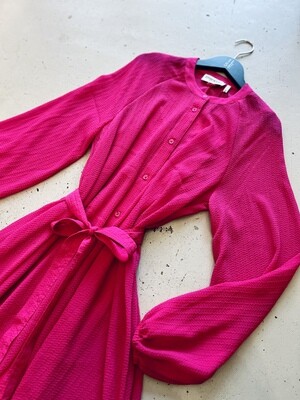 Essentiel Antwerp Dridis belted maxi Dress roze DRIDIS