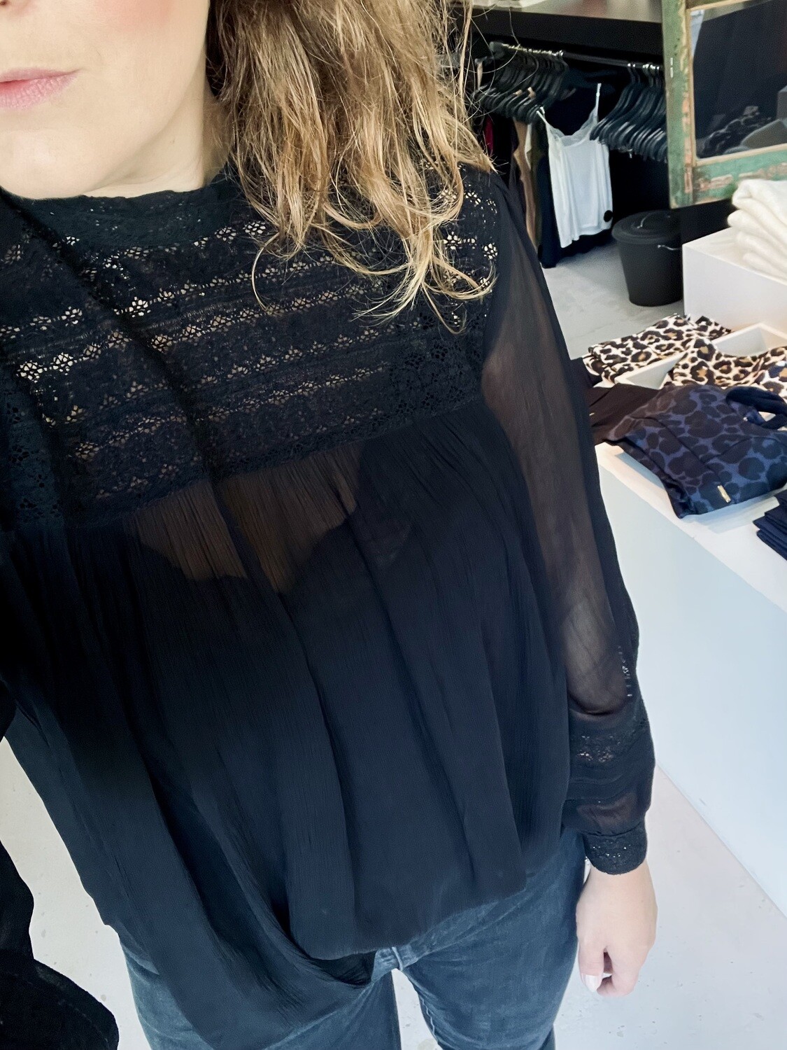 Antik Batik Blouse zwart SARA