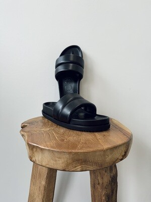 Closed slipper sandal zwart C99562-83V-22