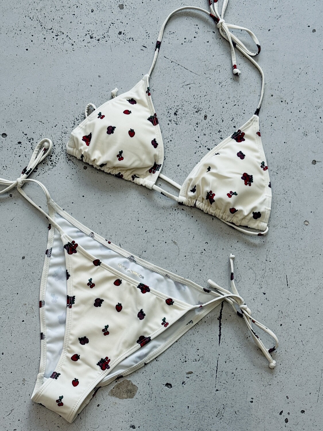 Sofie Schnoor Bikini Berry print S241211