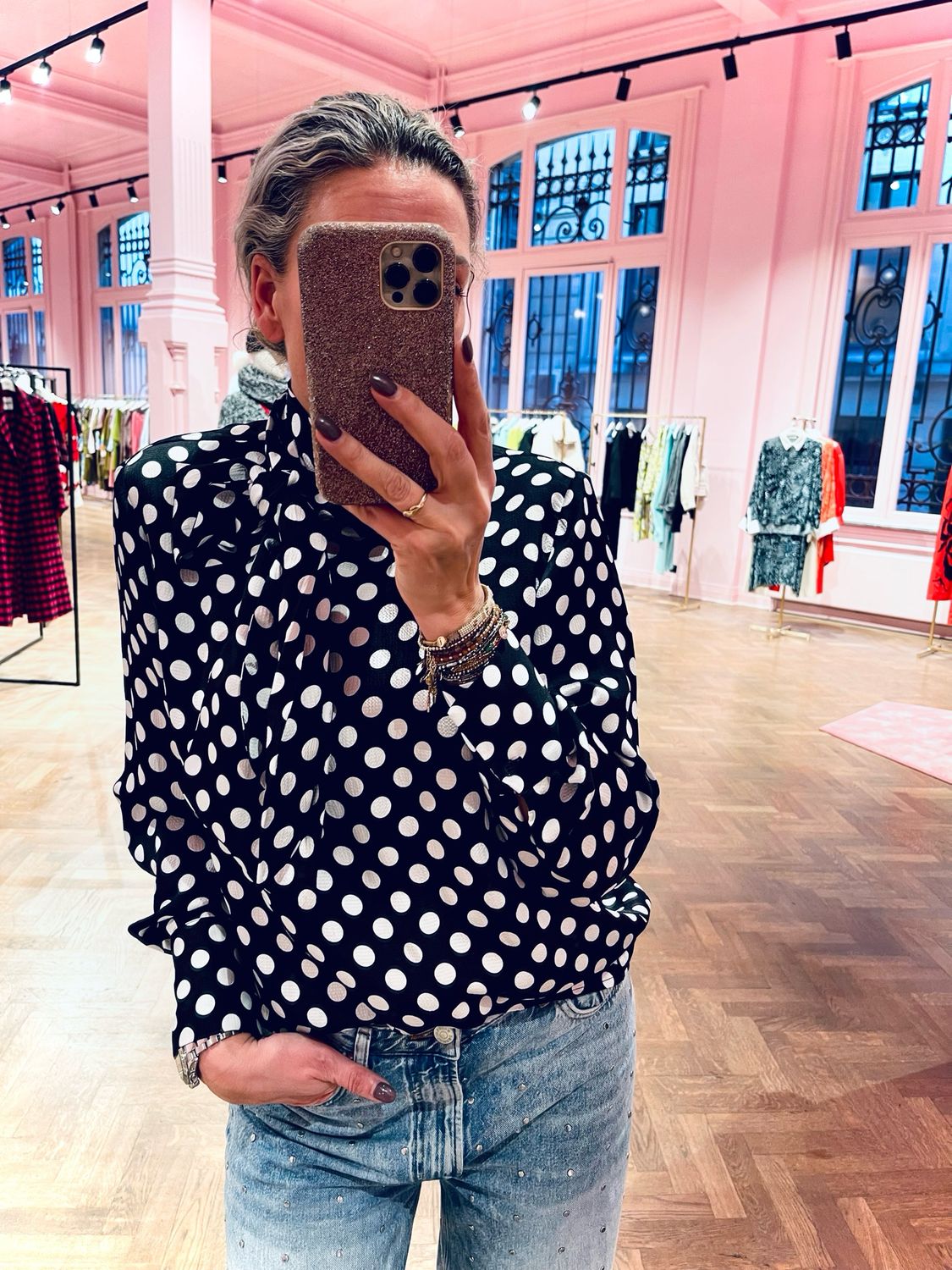 Essentiel Antwerp Top Zwart Gaurus pussy bow tie