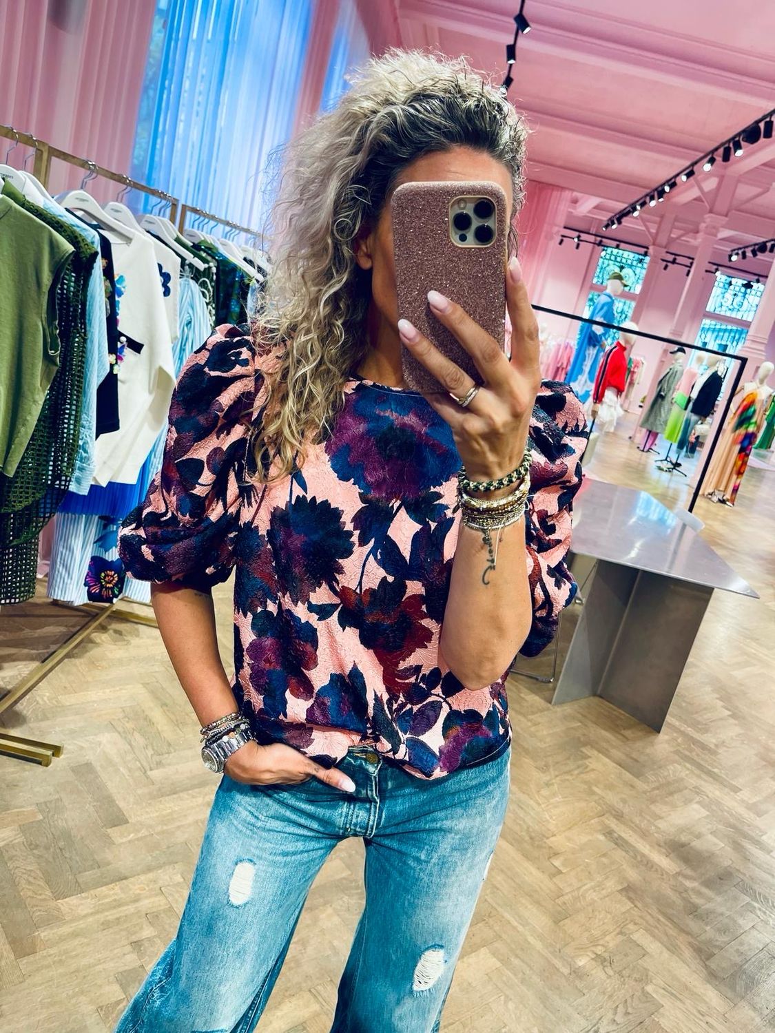 Essentiel Antwerp Puffy Sleeve top Roze Henrietta