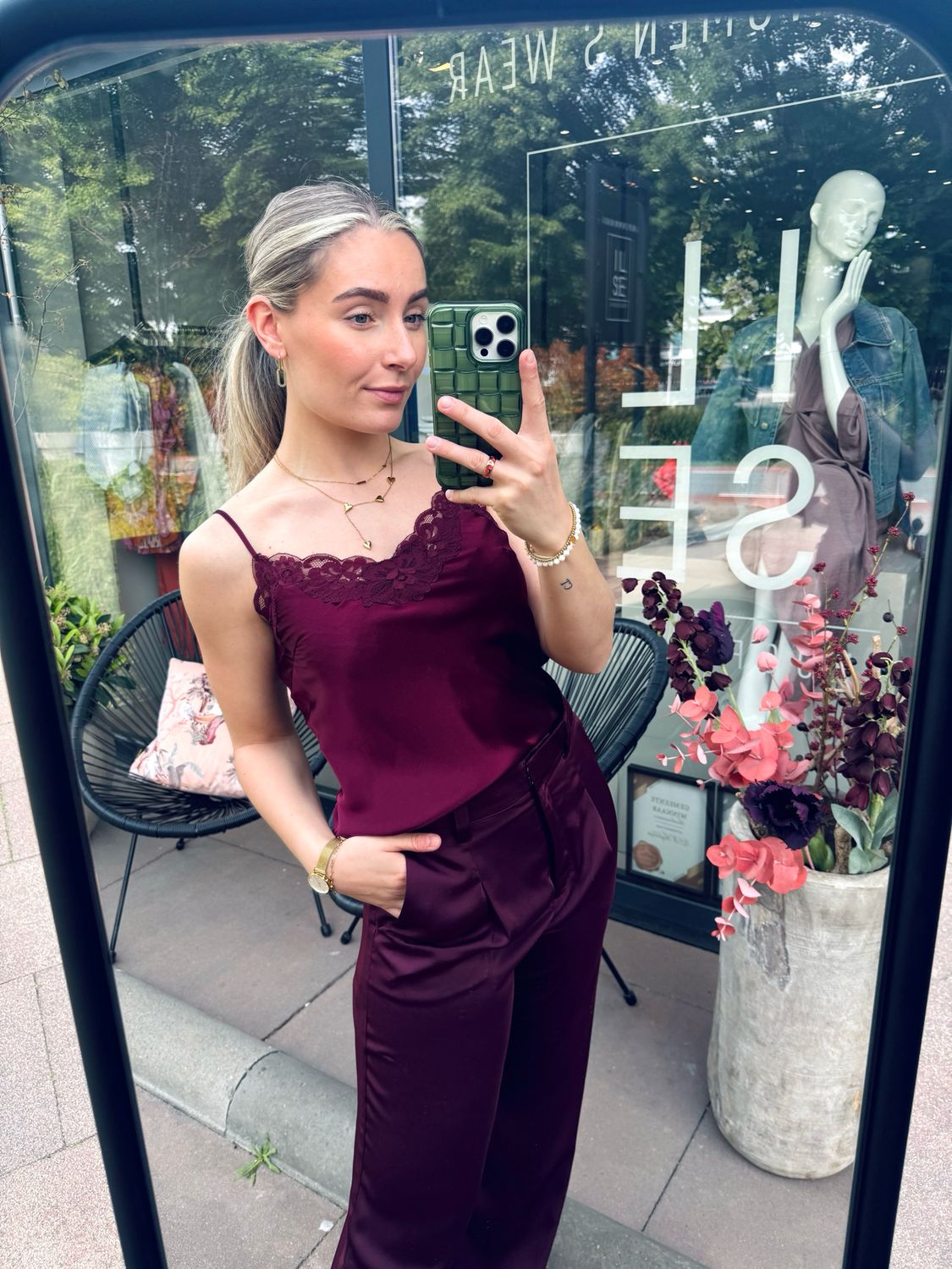Gold Hawk Silk top bordeaux GH152
