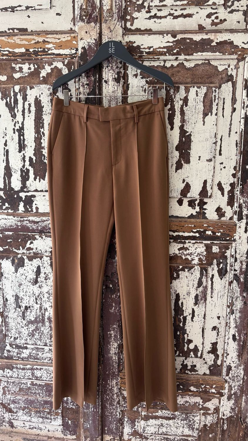Closed Denair Light mocha brown C21054-32C-22