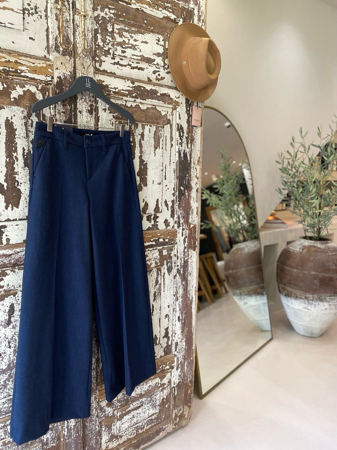 Lois Silvia wide pants Navy 3144-7775