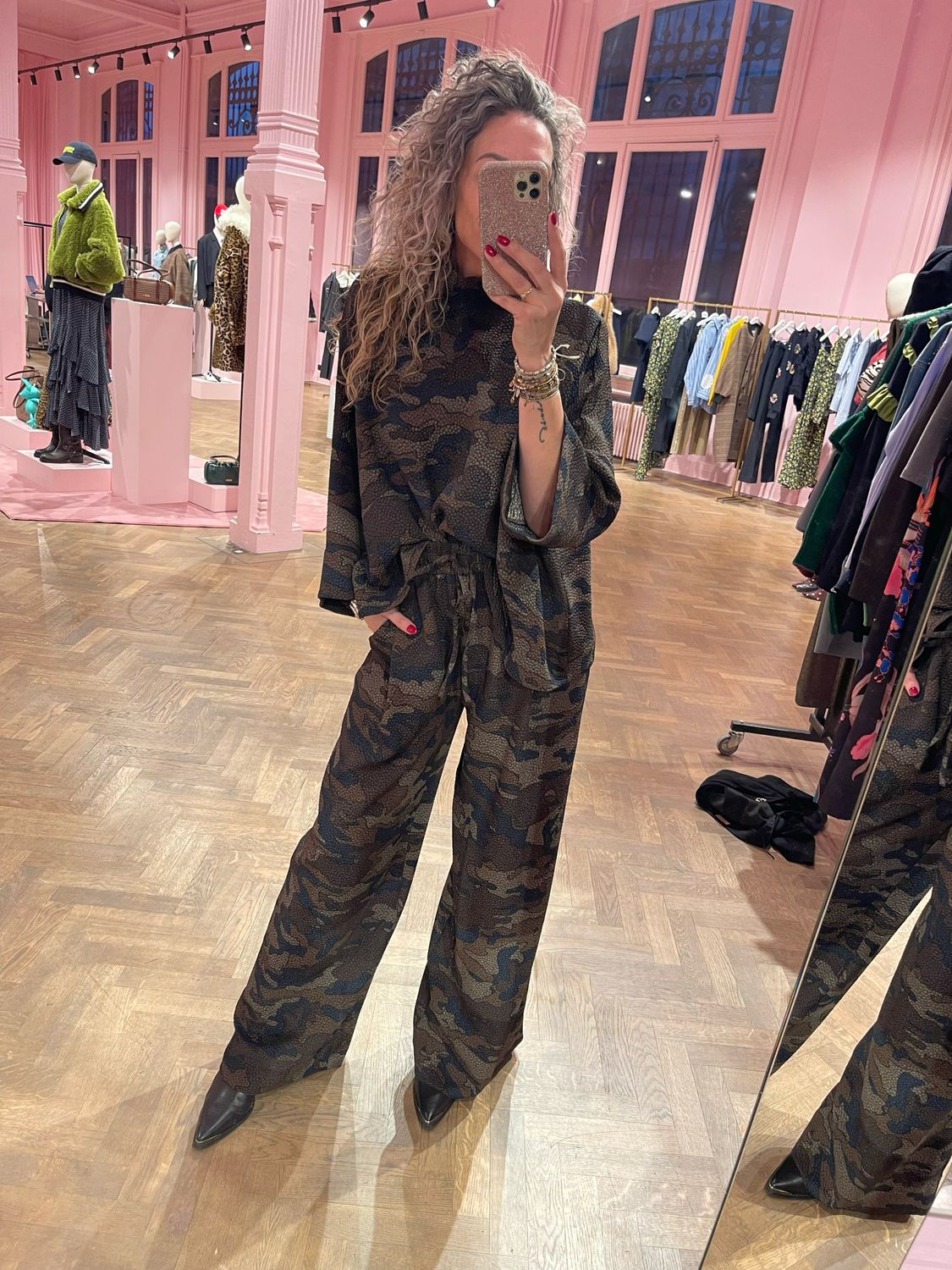 Essentiel Antwerp Elasticated waist pants Zwart ITCHY