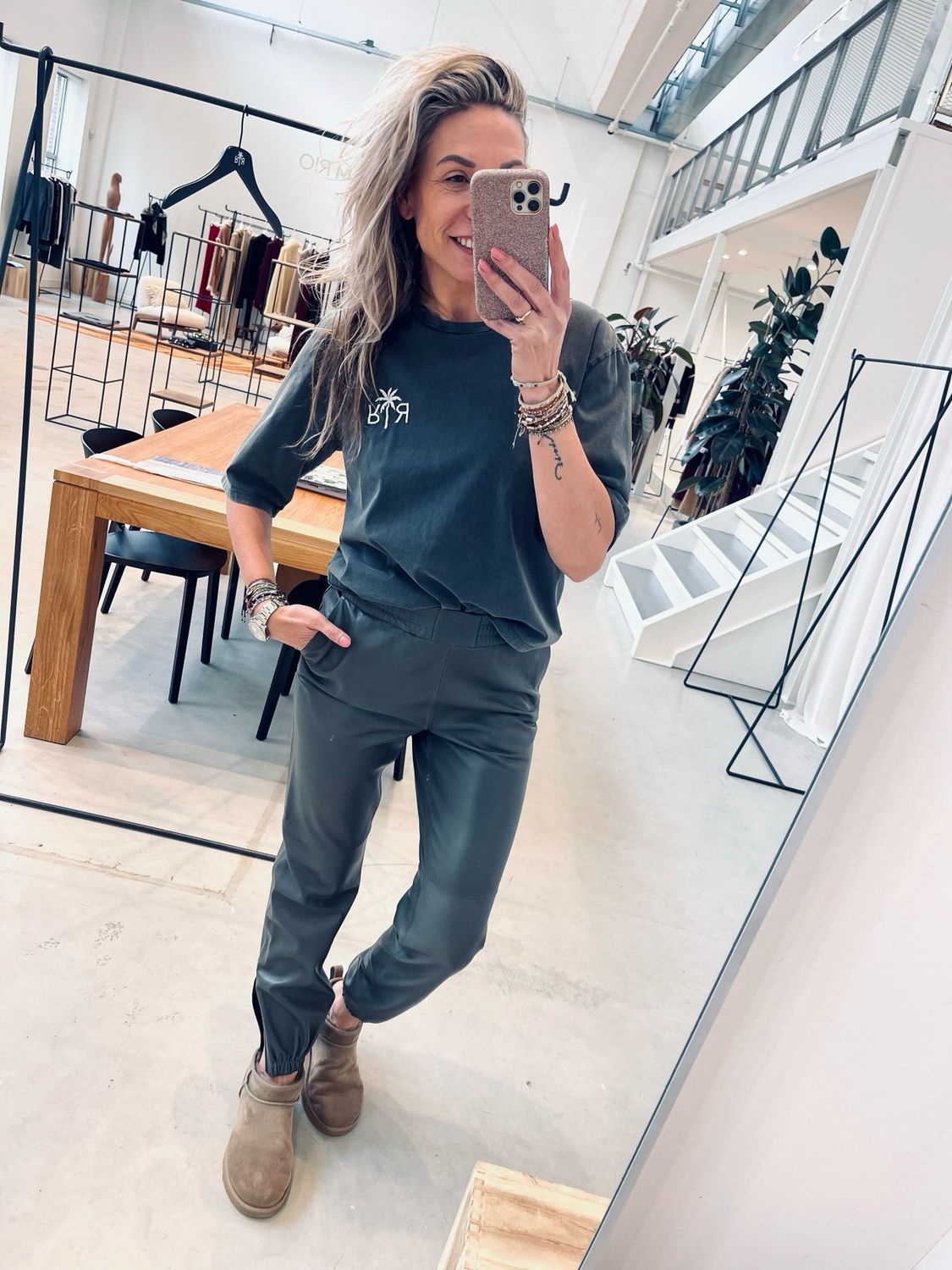 Raiine T-shirt Grijs Gia