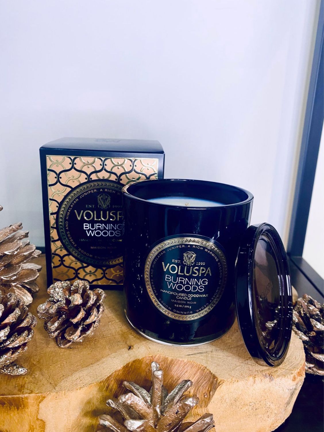 Voluspa Burning wood classic 8207