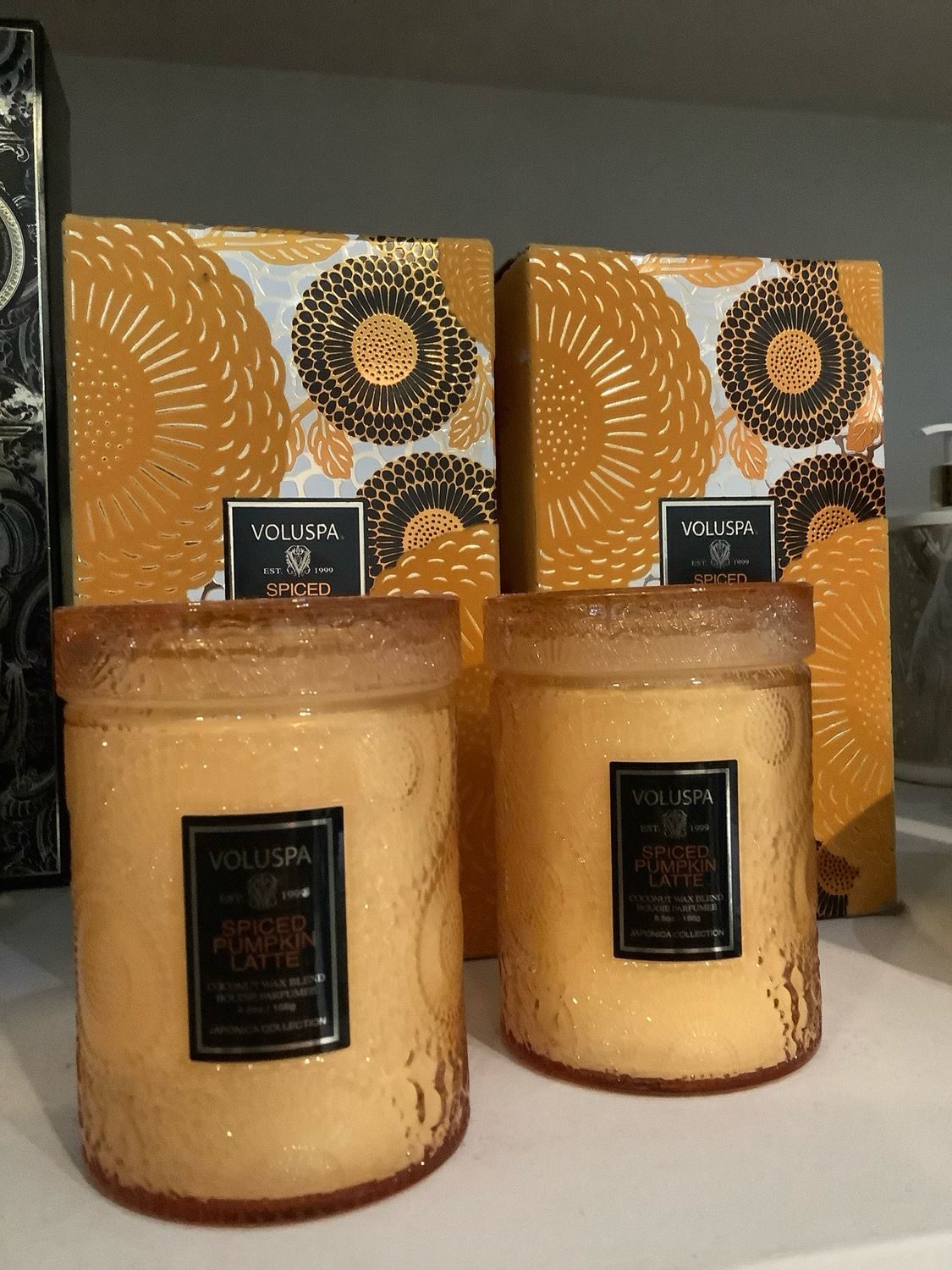 Voluspa Spiced Pumpkin Latte Small Jar Candl . 73521