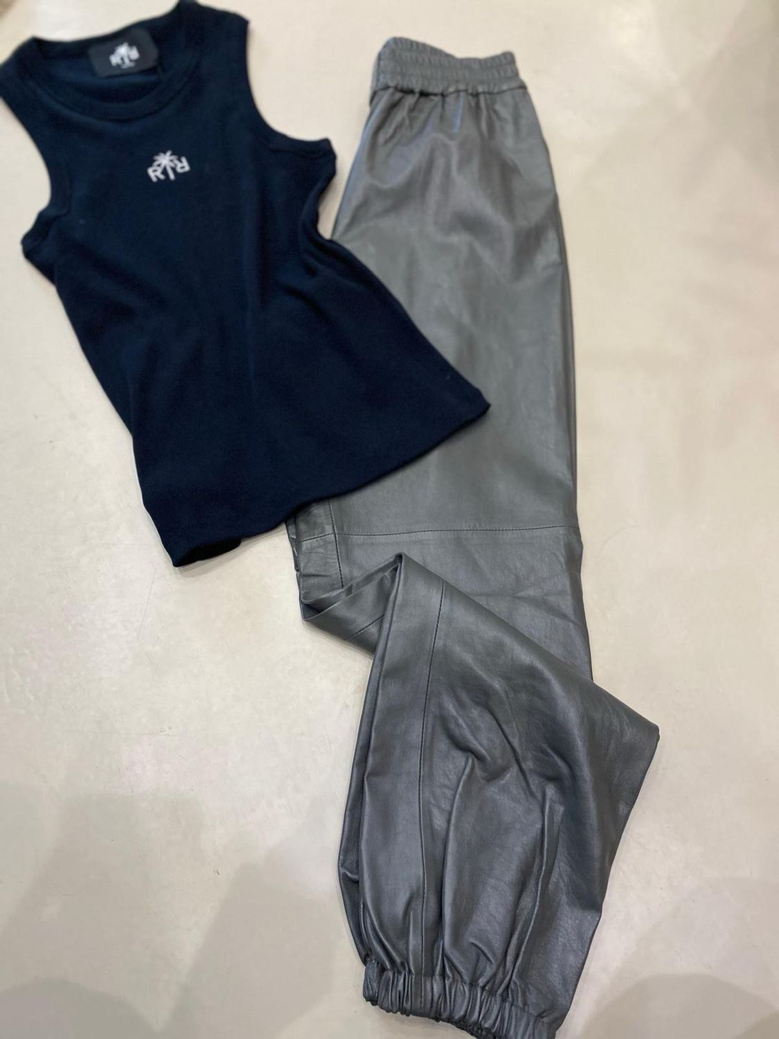 Raiine Tank top Zwart Reese