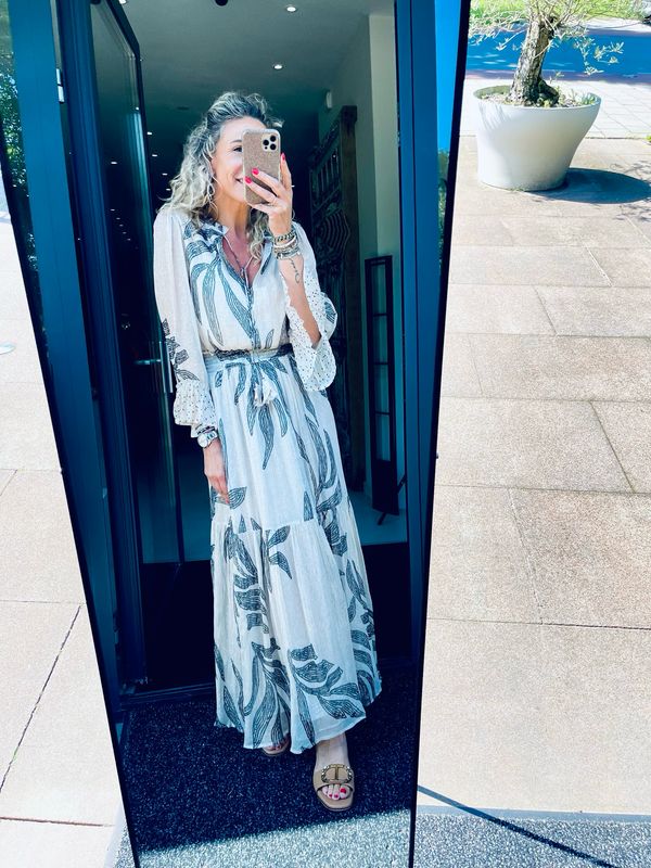 Dames jurken en jumpsuits collectie