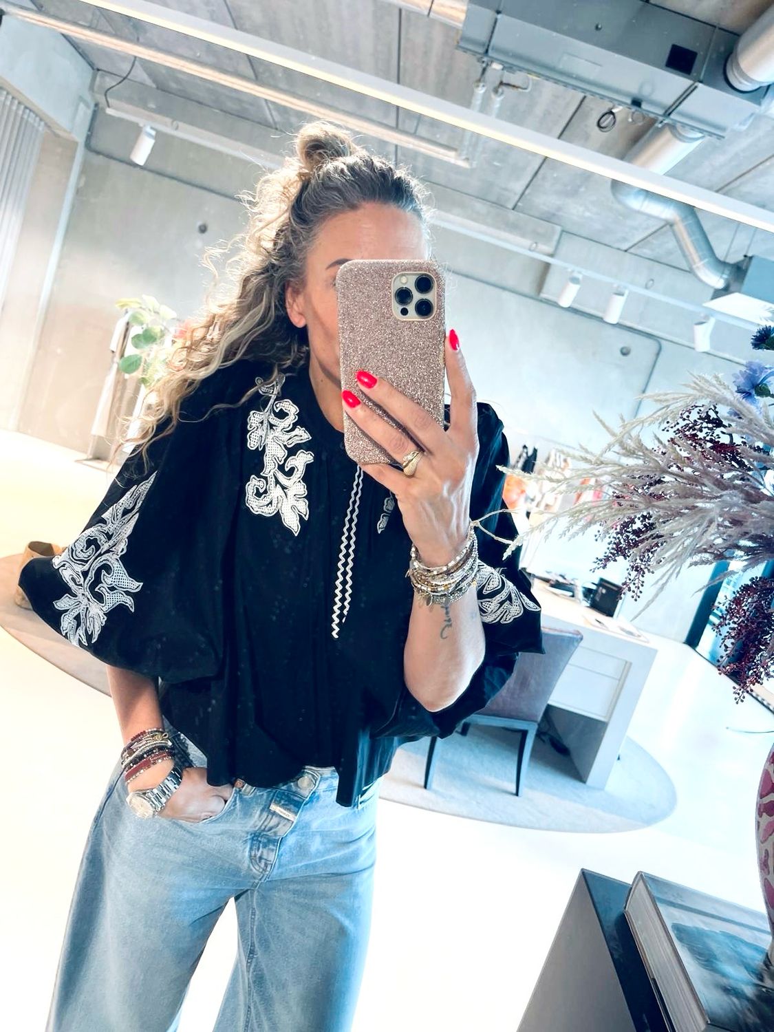 Ibana Teylin 302620158 Ibana Teylin 302620158