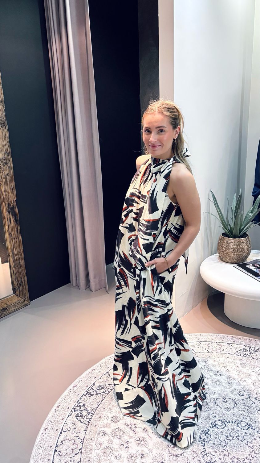 Essentiel Antwerp Maxi dress high neck Jayda