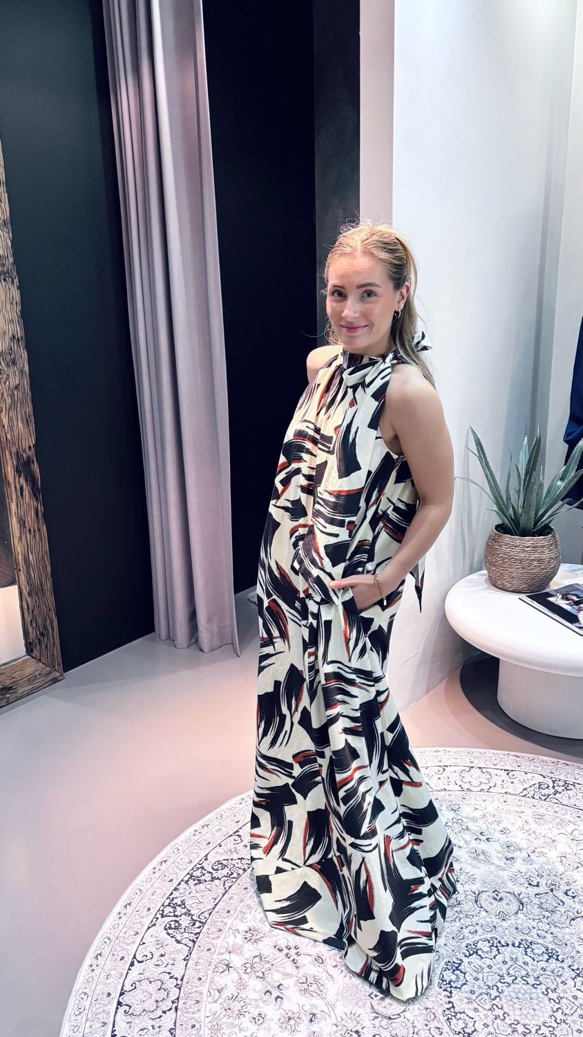 Essentiel Antwerp Maxi dress high neck Jayda