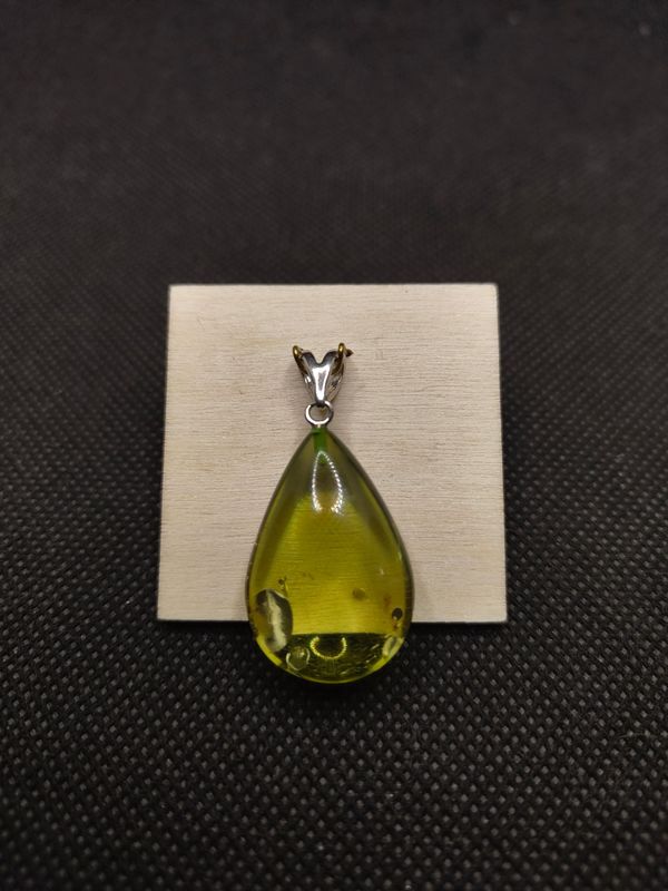 Anhänger grüner Bernstein 925er Silber Anhänger grüner Bernstein 925er Silber