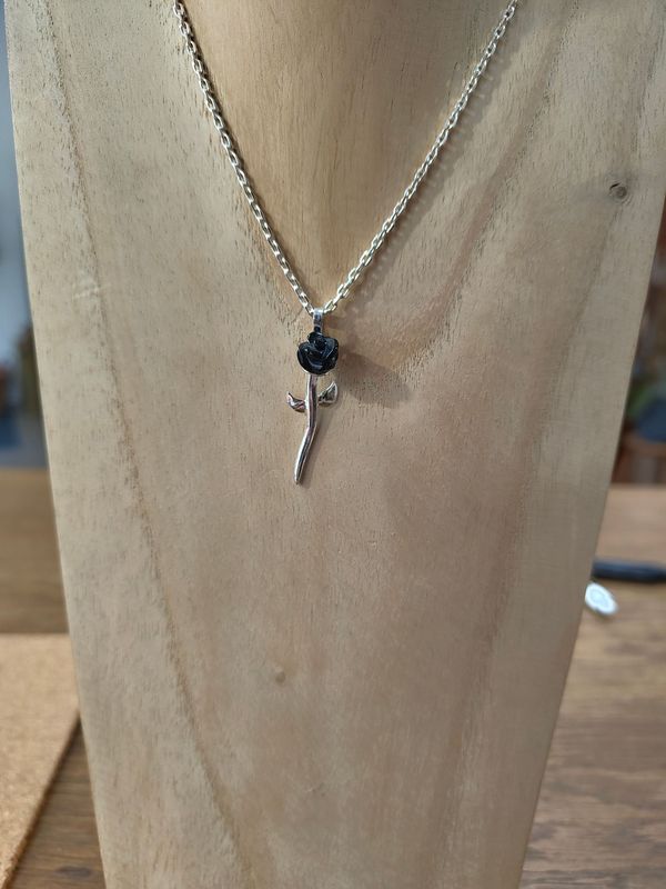 Anhänger Rose in 925 Silber mit Onix