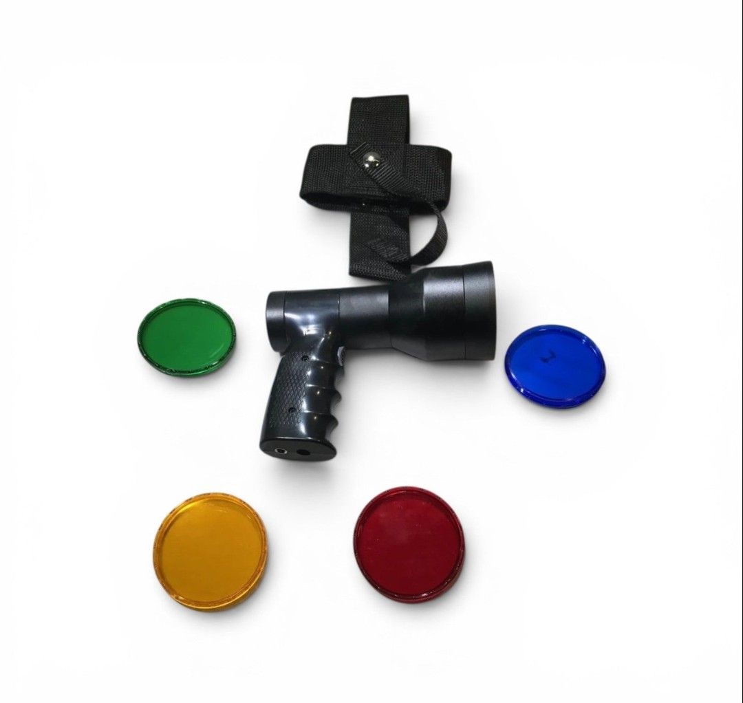 CS-2  SPOTLIGHT W/POUCH &amp; LASER
