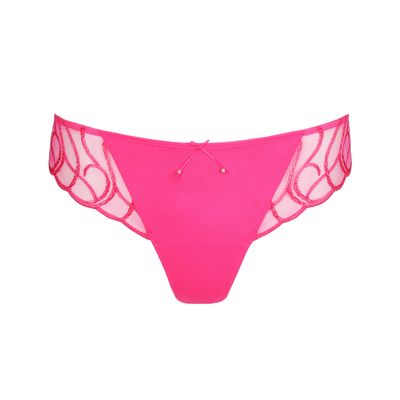 String 0602860 hollywood pink MarieJo Heleen