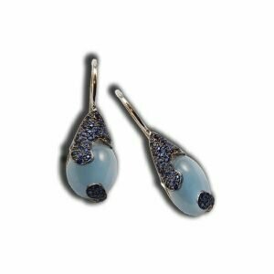 Pendientes en oro blanco, aguamarinas y zafiros azules