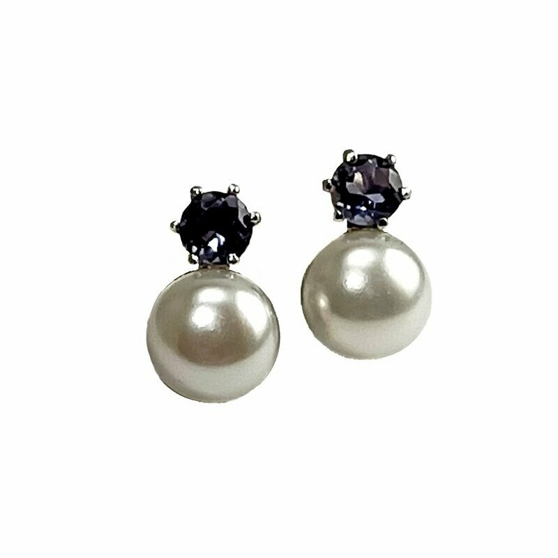 Aretes de oro blanco "tu y yo" iolita y perla