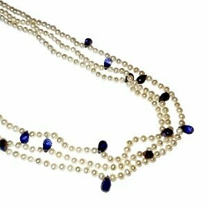 Collar tres hilos de  perlas y  iolitas gota  con cierre en plata