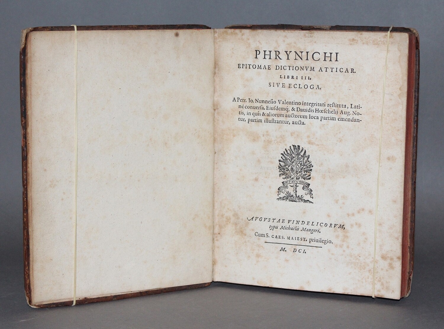 NUNEZ.- Phrynichi Epitomae dictionum Atticar libri III, sive Ecloga..., 1601-1603.
