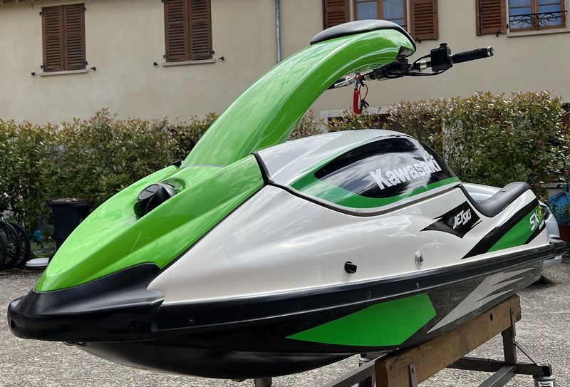 kawasaki sxr 800