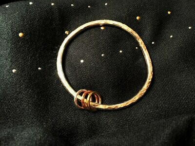 4mm solid bangle with 3 colours