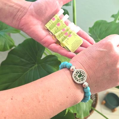 Essential Oil Bracelet Gift Set