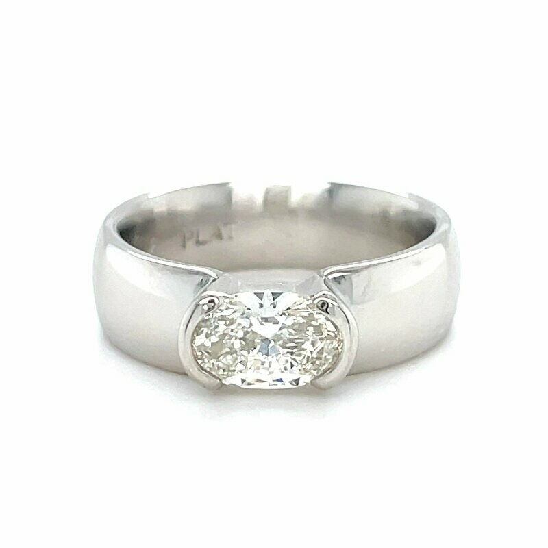 Diamond Oval Ring in Platinum — VS2 0.72ct