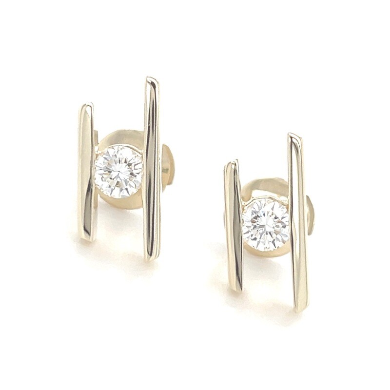 Diamond Split Bar Earrings in 14k Yellow Gold