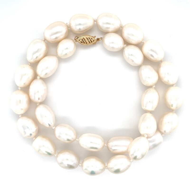 17" White Pearl Strand —14k Yellow Gold Clasp